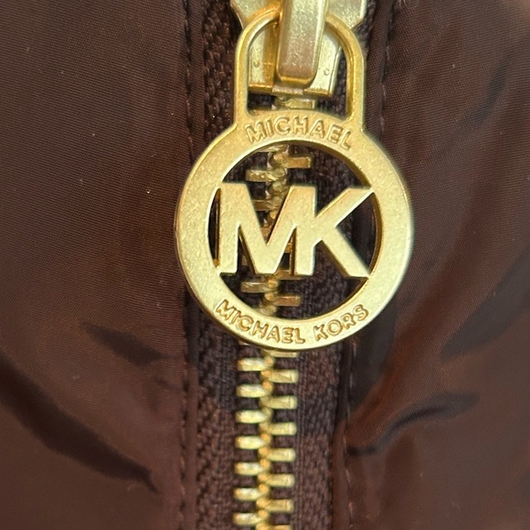 NWT Michael Kors Quilted Puffer Vest Brown Gold Zip Size Small Retails $195 - Picture 5 of 8